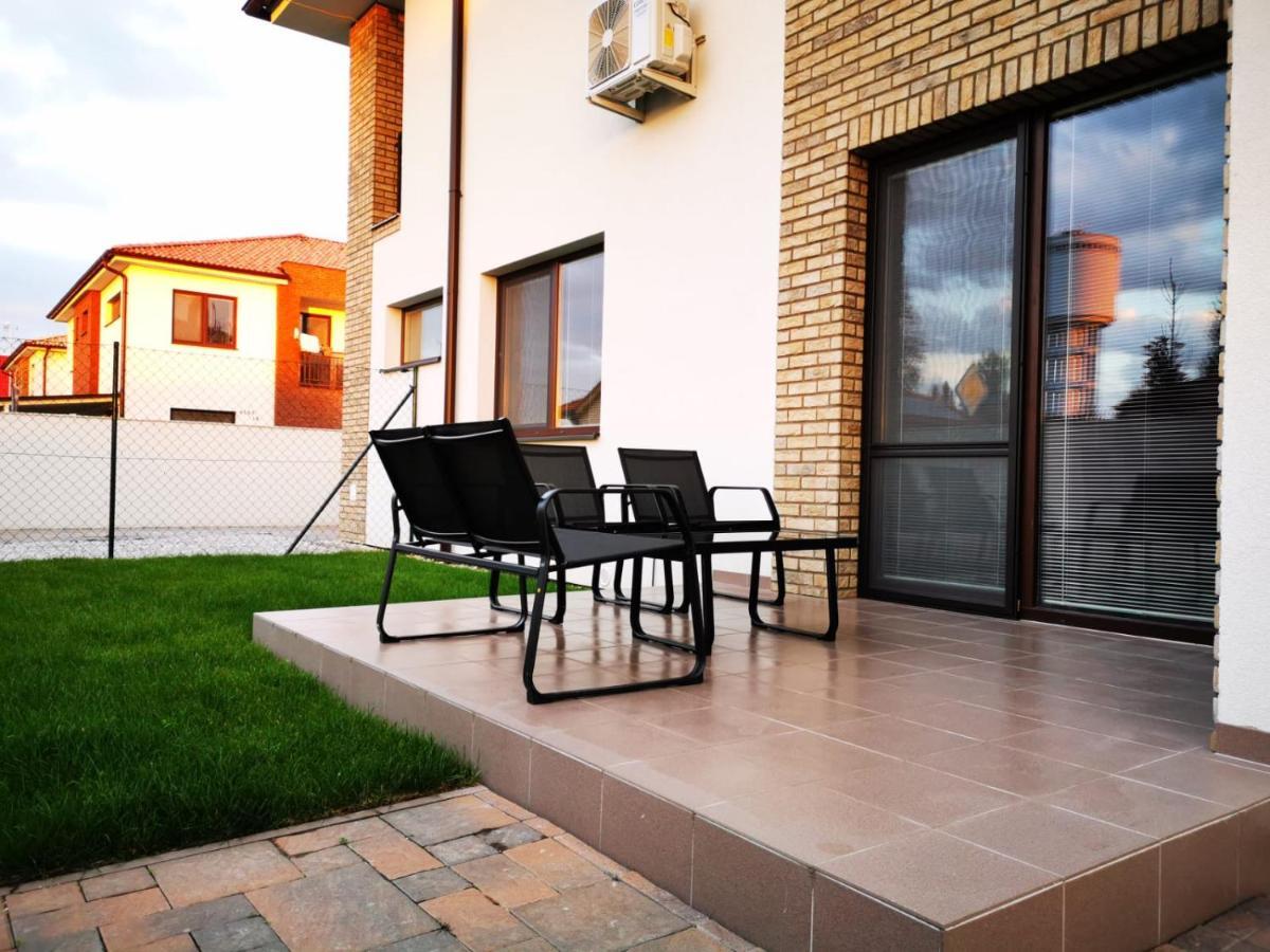 Apartamento Relax And Sun Dunajská Streda Exterior foto